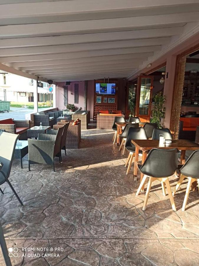 Amadeus Hawaii Apartments & Studios Сидари Екстериор снимка